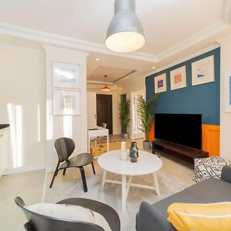 Appartement Vibrant And Central In Muratpasa
